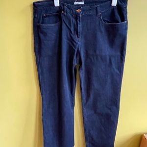 Dark rinse Jean Eileen Fisher size 16 like new